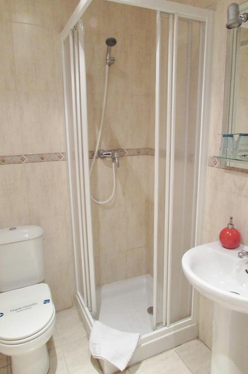 Hostal Nuevas Naciones Granada Buitenkant foto